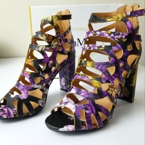 Bella Marie Floral strappy sandals women's size 7 purple, black and gold NIB